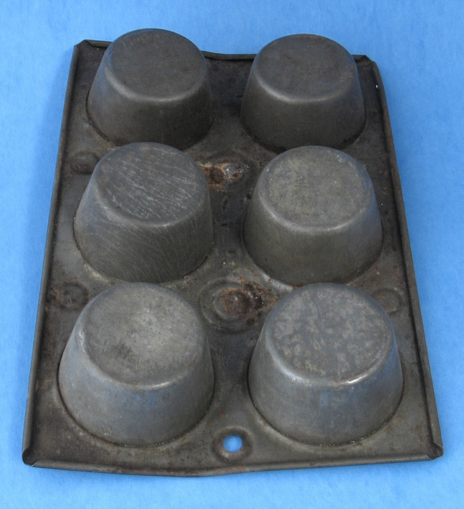 Rare Cast Iron 11 Hole Muffin Pan