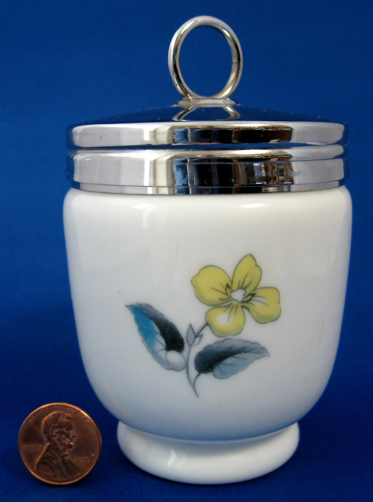 Royal Worcester Porcelain Small Egg Coddler Peach and Berries 2.5
