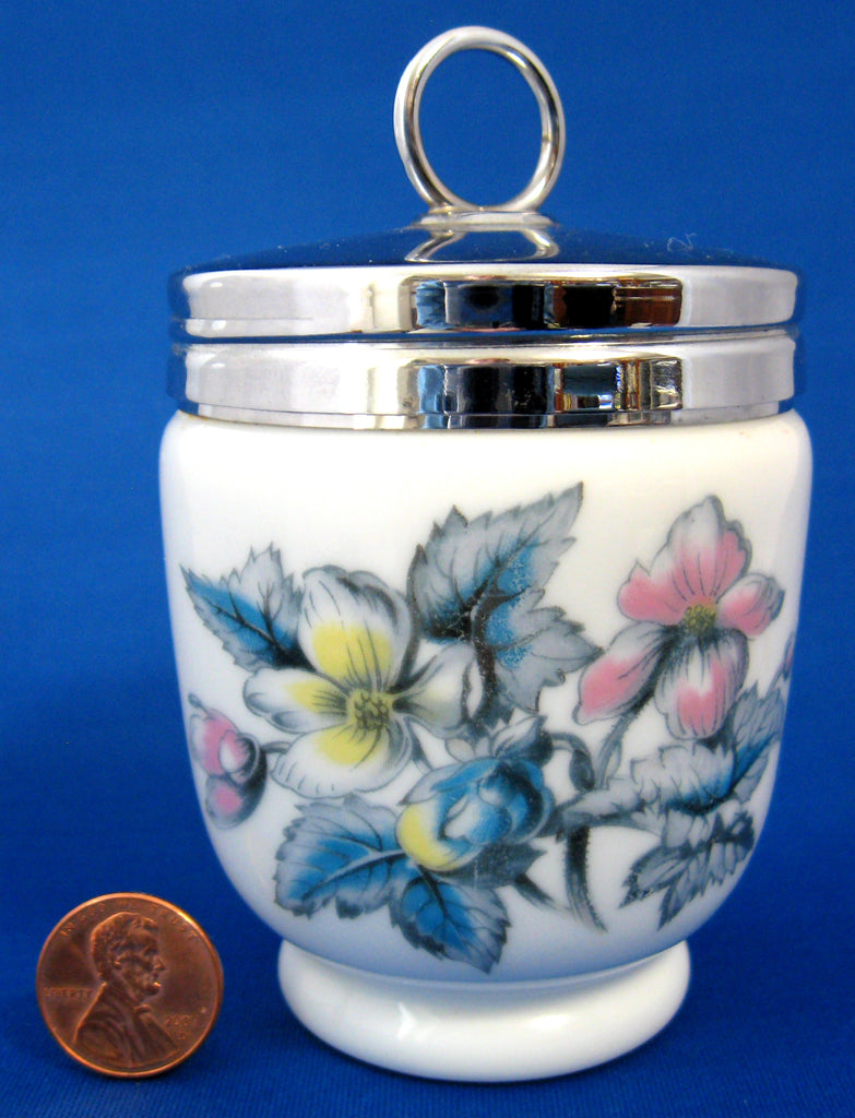 I EGG CODDLER Royal Worcester, Porcelain, standard size, floral design  vintage, rare, collectible +++