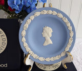 Queen Elizabeth II Silver Wedding Dish Pair 1972 Wedgwood Dark Blue Jasper Boxed