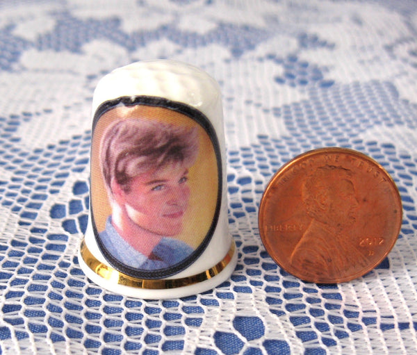 Thimble Prince William 18th Birthday 2000 English Bone China Commemorative