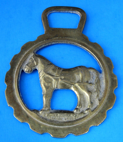 Horse Brass Standing Horse In Harness Vintage Sussex Edwardian 1910-1920s