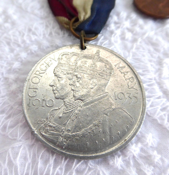 Medal King George V And Queen Mary Jubilee 1935 English Royalty