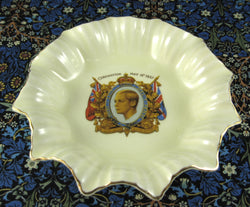 King Edward VIII Coronation Dish 1937 Meakin Pale Yellow Ruffled Abdicated