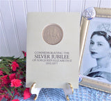 Queen Elizabeth II Silver Jubilee Crown 1977 Booklet Souvenir Coin