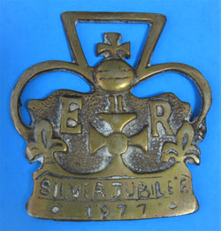 Horse Brass Queen Elizabeth II Crown 1977 Silver Jubilee Harness Ornament