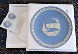 Wedgwood Christmas Plate 1979 Buckingham Palace London Blue White Jasper Boxed