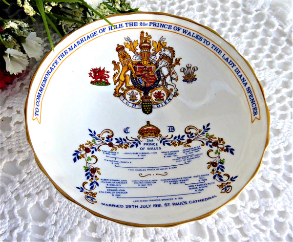 Royal Wedding Charles Diana Comport Aynsley 1981 Genealogy Pedestal Bowl