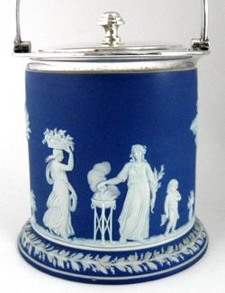 Biscuit Barrel Wedgwood Jasper Dip Cookie Jar Flange Base Sacrifice Figures 1870s