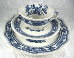 Masons Manchu Teacup Trio Blue Transferware Larger Plate 1940s