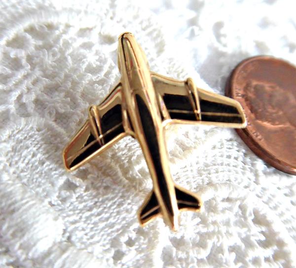 14kt Gold Airplane Charm Pendant 1960s Souvenir 14k Gold Charm 2.2 Grams