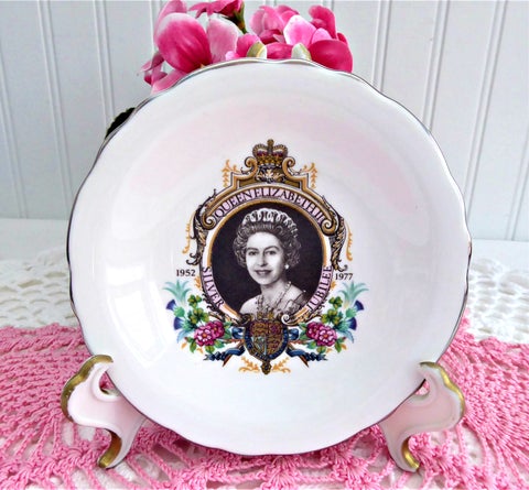 Queen Elizabeth II Silver Jubilee 1977 Souvenir Royal Grafton Small Dish Plate Bowl