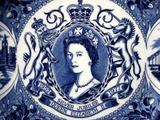 1977 Silver Jubilee Queen Elizabeth II Large Plate London Blue Transferware