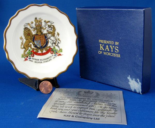 Boxed Dish Queen Elizabeth II Silver Jubilee 1977 England Royal Stafford Bone China