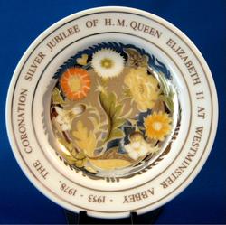 Susie Cooper Dish Queen Elizabeth II Silver Jubilee For Wedgwood 1977