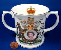 Loving Cup Queen Elizabeth Golden Jubilee 2002 England 2 Handles Mug