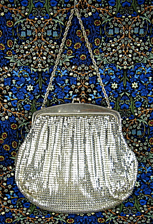 Art Deco Whiting And Davis Silver Mesh Purse Vintage 1940s Marked  (Image1)