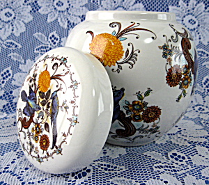 1970s Tea Caddy Sadler England Fantasy Birds Ginger Jar (Image1)