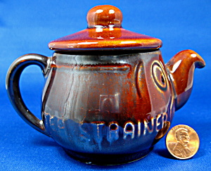 Sylvac Tea Strainer Face Pot 1940s Treacle Glaze (Image1)