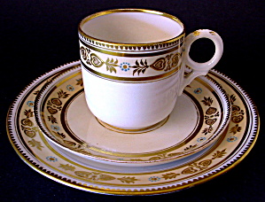 Antique Teacup Trio Staffordshire Gold Hearts Peach (Image1)