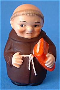Goebel Friar Tuck Red Bible Salt Hummel Little Monk (Image1)