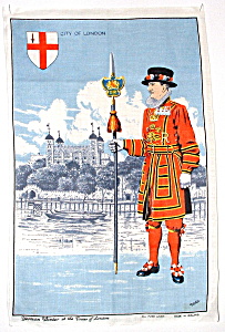 Tea Towel Beefeater Tower Of London Vintage Linen (Image1)