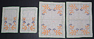 Four English Embroidered Napkins Towels Doilies Linen (Image1)