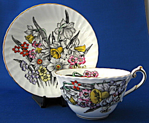 Cup And Saucer Daffodil Spring Bouquet Enamel Accents (Image1)