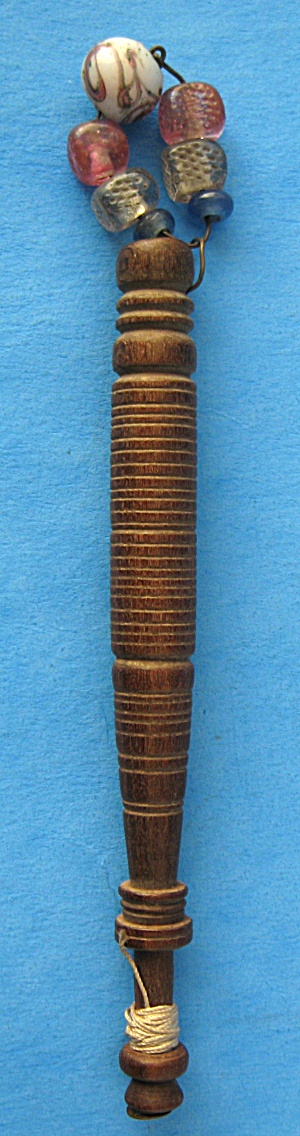 Lace Bobbin Turned Treen Beads Spangles Pink Swirl Blue (Image1)