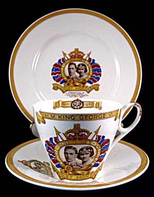 King George VI Shelley China Coronation Teacup Trio (Image1)