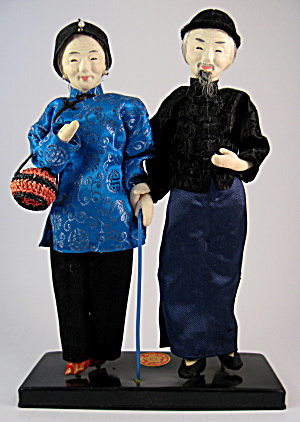 Souvenir Dolls The Grandparents Taiwan 1960s Label (Image1)