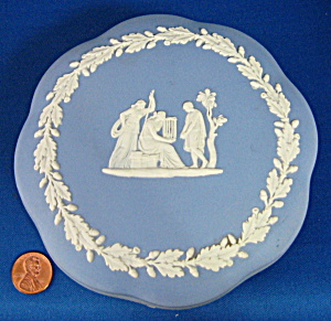 Wedgwood Jasperware Scalloped Blue Box Group With Cage (Image1)