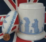 Click to view larger image of Wedgwood Queens Ware Box Cylinder Lidded Sacrifice Figures 1960s (Image4)