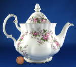 Teapot Small Royal Albert Lavender Rose English Bone China 1980s