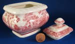 Click here to enlarge image and see more about item 2681a: Lidded Sugar Bowl Red Transfer Rusticana Villeroy Boch