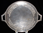 Click here to enlarge image and see more about item 3425: Vintage Plate Silver Hammered Leaves England Pedestal