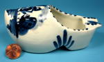 Click to view larger image of Delft Ceramic Shoe Blue And White Ashtray Dutch Holland (Image1)