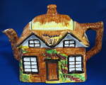 Price Kensington Teapot Cottageware England Thatched