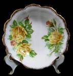 Click to view larger image of Royal Albert Shell Shape Dish Yellow Tea Rose English (Image1)