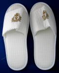 Cunard QM2 Spa Slippers New Cunard Logo Gold Embroidery